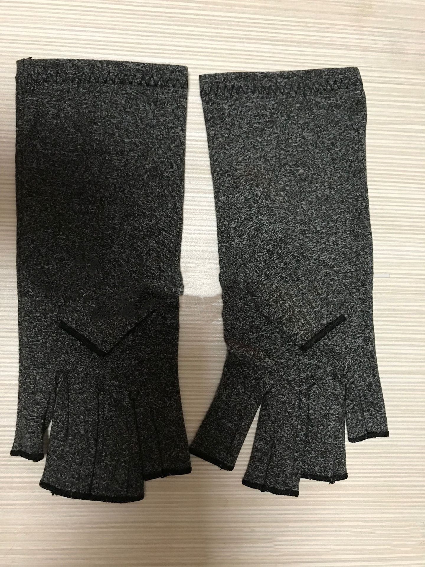 Pressure Recovery Cations Warm Hemp Grey Gloves