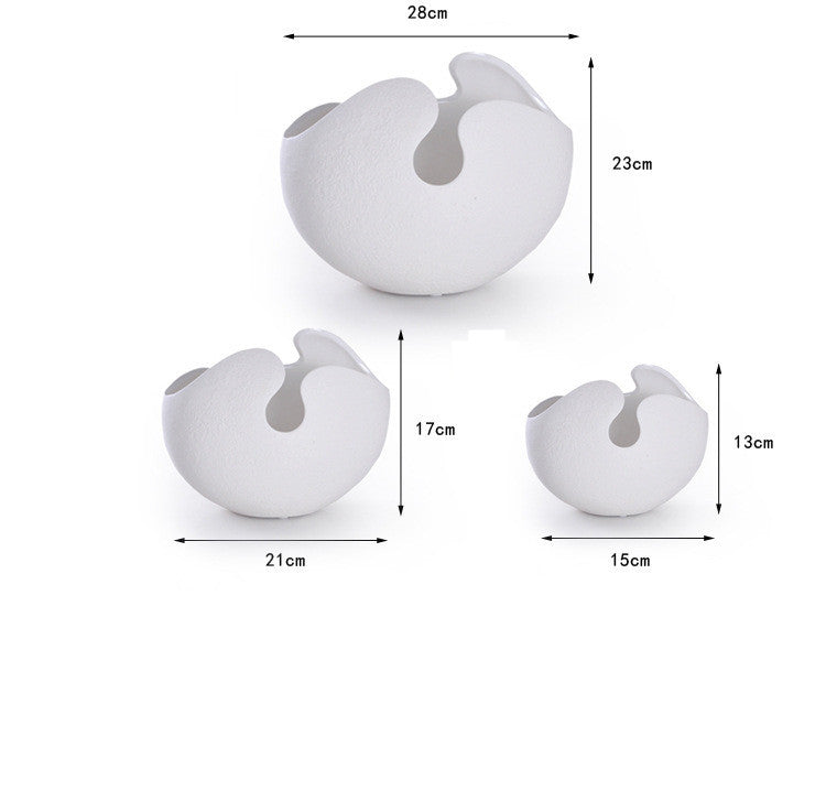 White Eggshell-shaped Ceramic Vase Ornaments