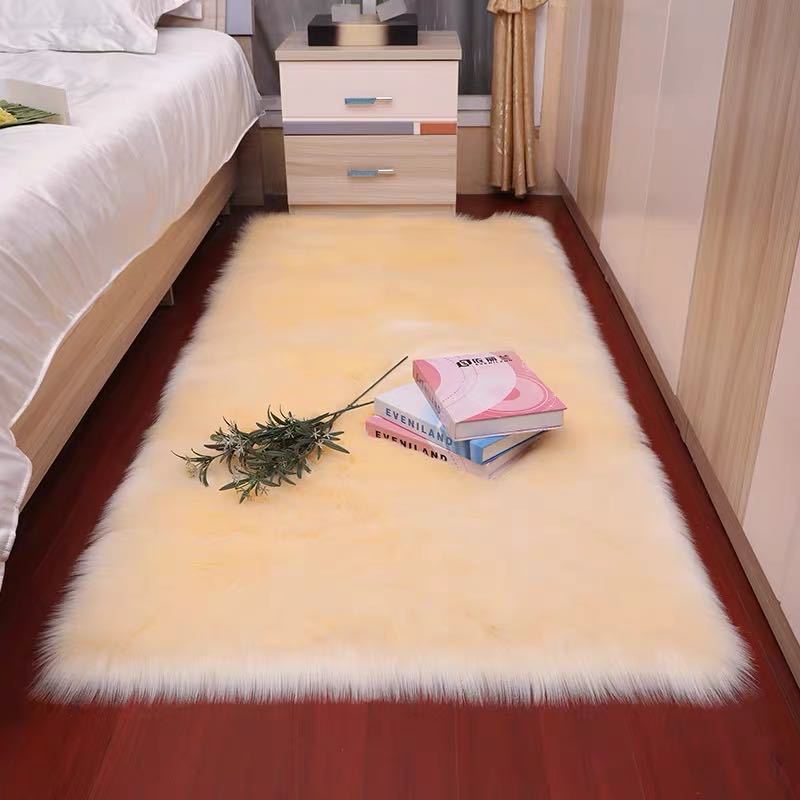 Beautiful Fluffy Decorative Carpet