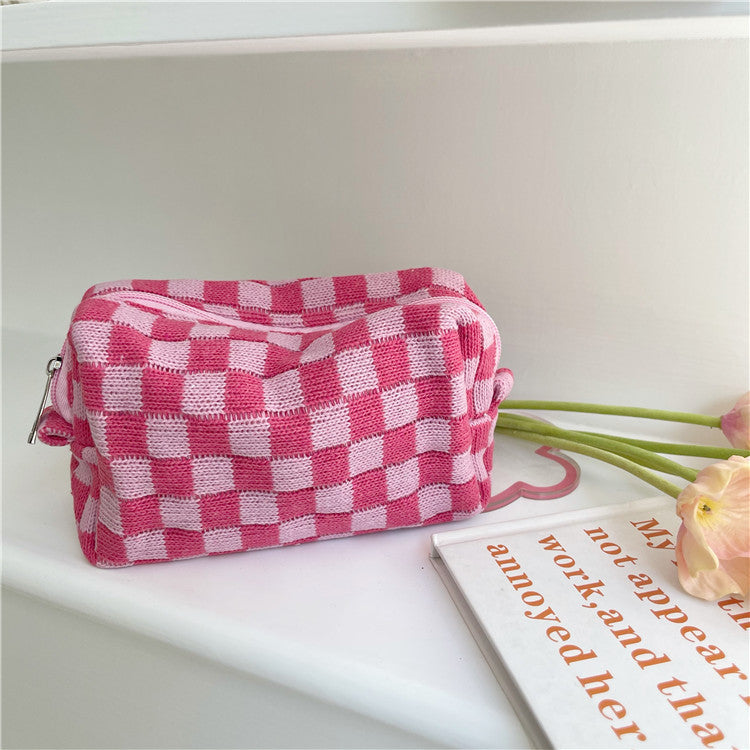 Checkerboard Knitted Cosmetic Bag Contrast Color Wool Plaid