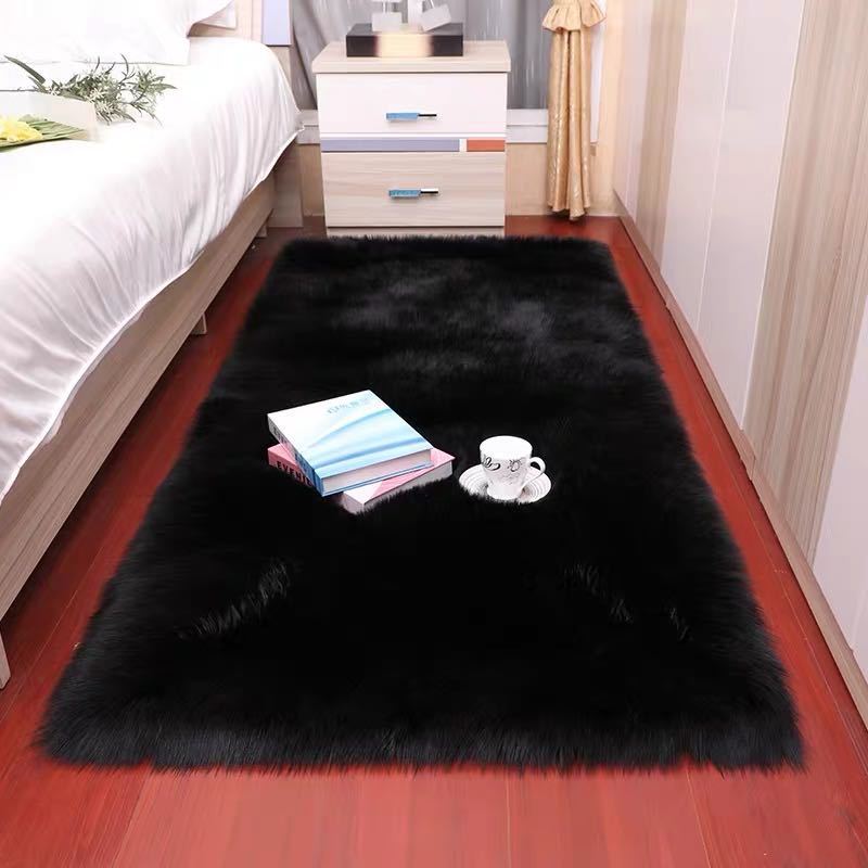 Beautiful Fluffy Decorative Carpet