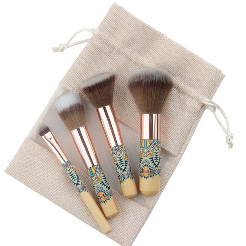 Waikiki Wooden Brush Set