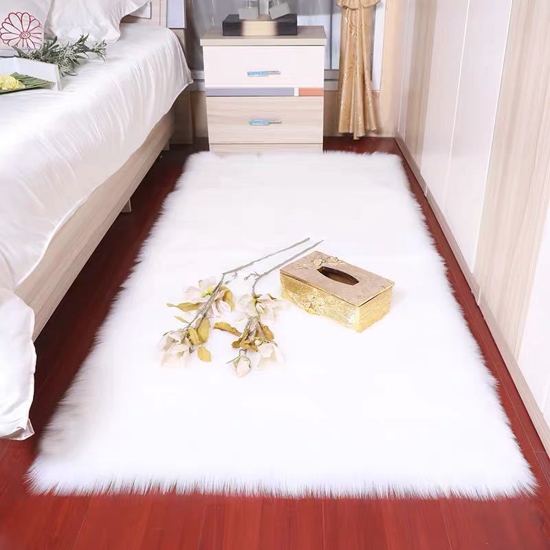 Beautiful Fluffy Decorative Carpet