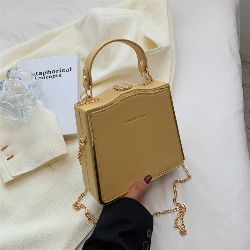 European And American Popular Messenger Bag Women's 2022 Summer New Trendy High-end Textured Chain Bag Niche Portable Box Bag