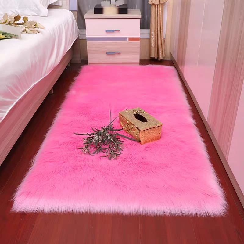 Beautiful Fluffy Decorative Carpet