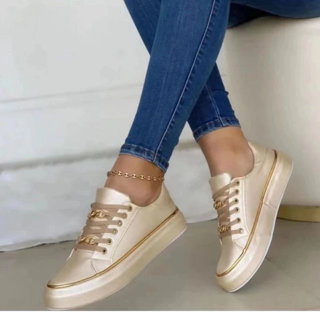 Women's Platform Chain Sports Style Low-top Shoes