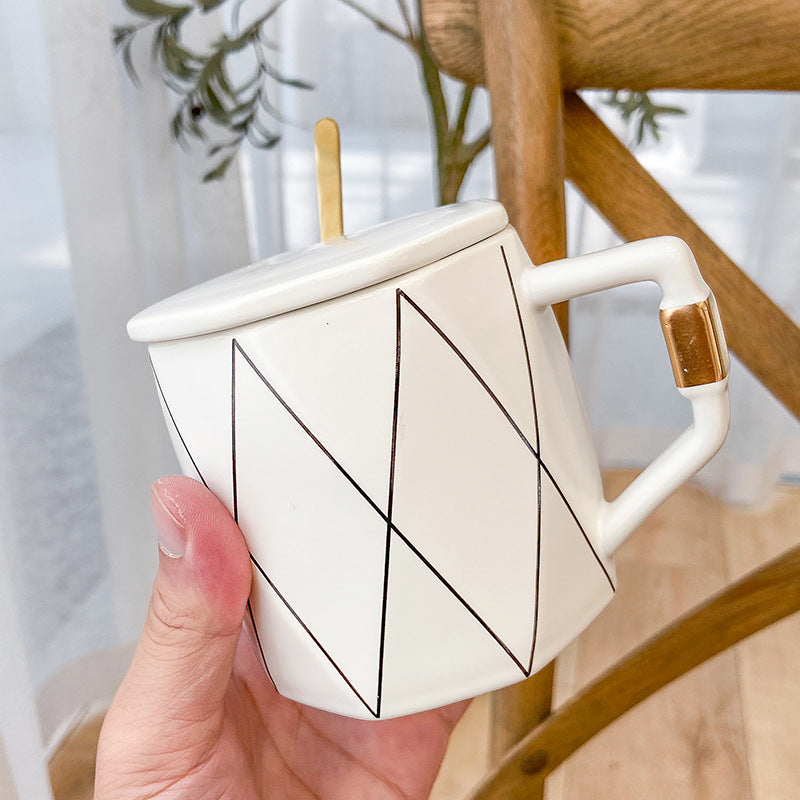 Rhombus Simple Line Ceramic Embossed Gold Water Cup