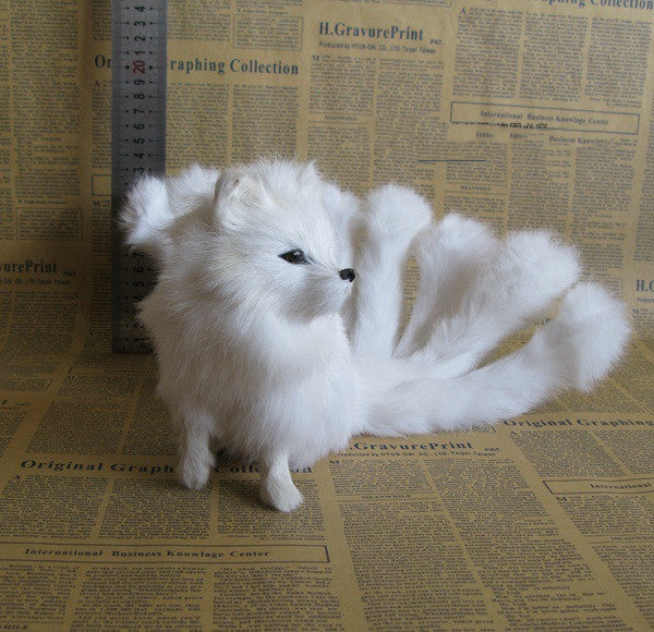 Nine-tailed Fox Fur Window Display Props